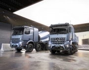 ​Mercedes-Benz Trucks představuje nový eArocs 400 na veletrhu bauma 2025
