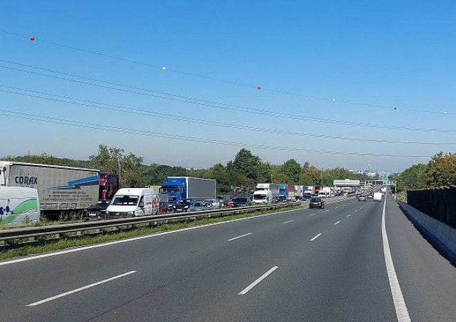 ​Výnosy z prodeje dálničních známek meziročně rostou