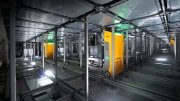 ​Společnost Schönenberger uvedla do provozu první systém Jungheinrich PowerCube na světě