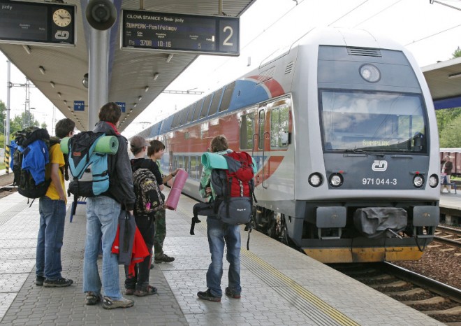 ​Stát vloni dopravcům za slevy vyplatil 3,85 miliardy korun