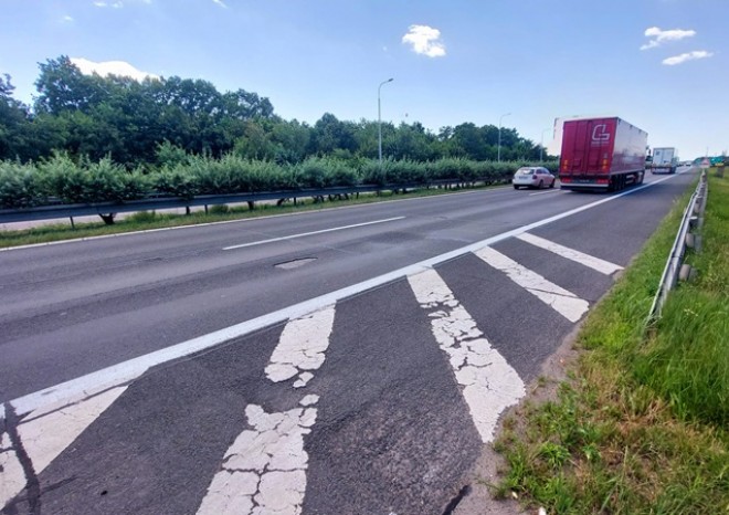 ​ŘSD: Začíná největší letošní oprava na D11, potrvá dva a půl měsíce