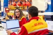 ​DHL Supply Chain zrychluje s platformou SOFTBOT od společnosti SVT Robotics nasazování automatizace