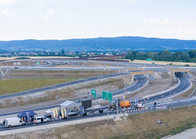 ​Budimex dokončil klíčovou slovenskou dálniční křižovatku u Bratislavy
